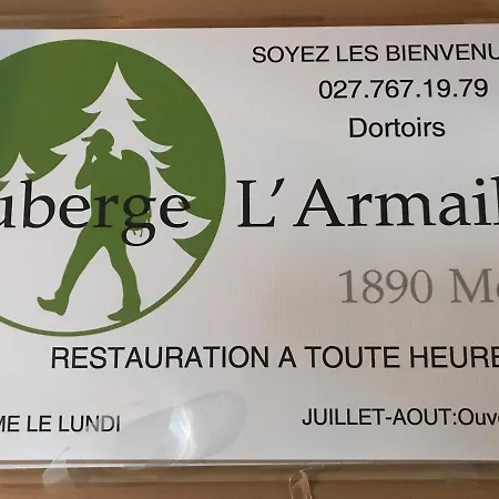 De L'armailli מקס